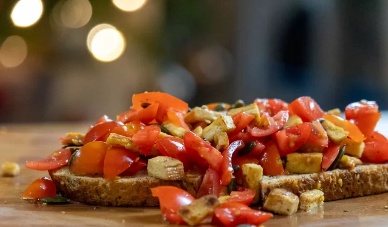 Tofu bruschetta featured