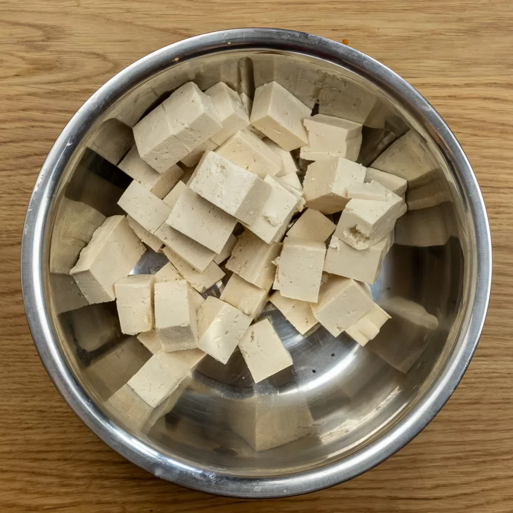 Cut tofu