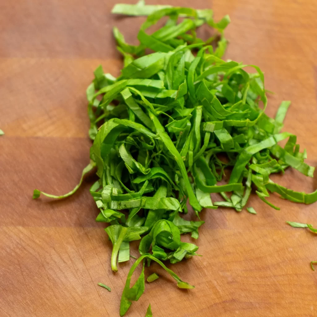 Sliced basil