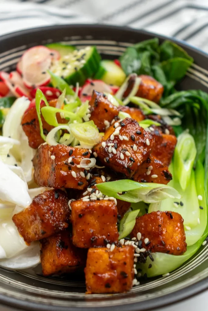 Gochujang tofu rice bowl