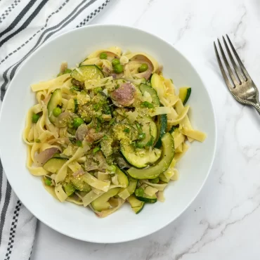 Courgette pasta featured