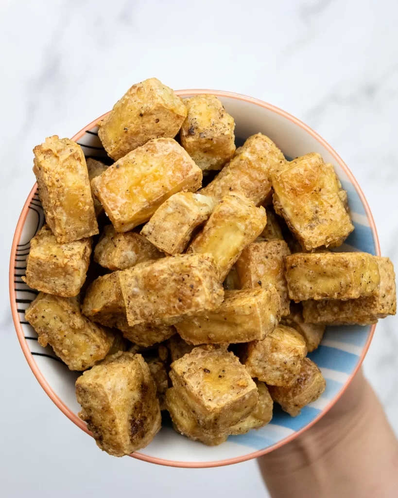 Super Crispy Low Oil Tofu in bowl